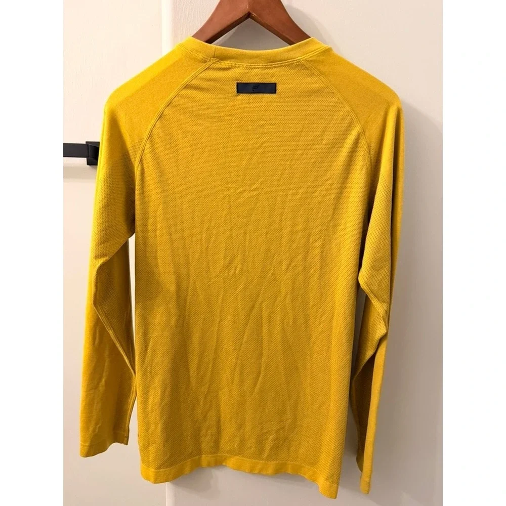Fabletics Long Sleeve Training Top Mens S Mustard Yellow Raglan Activewear Shirt